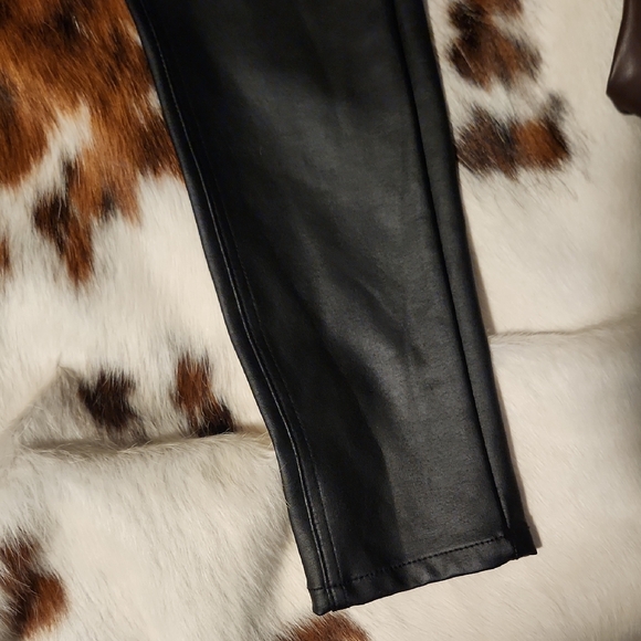 Suko Jeans Black Faux Leather Pants Sz 8 - Picture 9 of 14